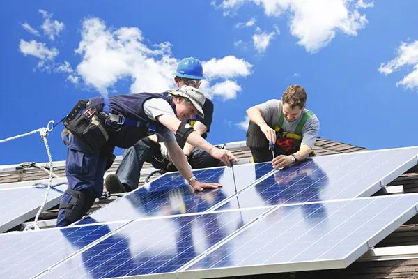 Solar Installation Los Angeles for Energy Efficient Homes